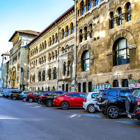 Hacienda Arhitectura - Center Modern Boekarest