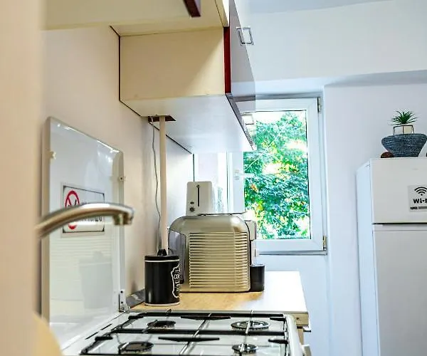 Hacienda Arhitectura - Center Modern