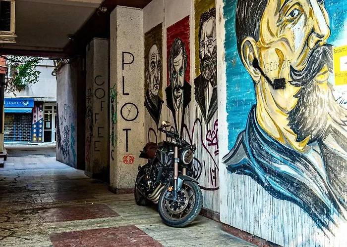 Hacienda Arhitectura - Center Modern