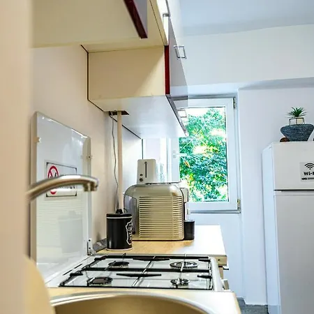 Hacienda Arhitectura - Center Modern