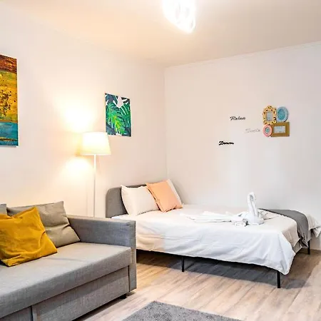 Hacienda Arhitectura - Center Modern